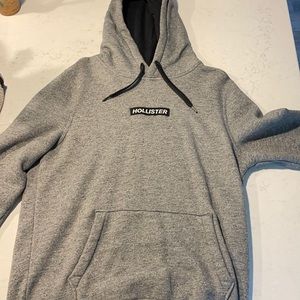 Men’s Hollister Sweatshirt